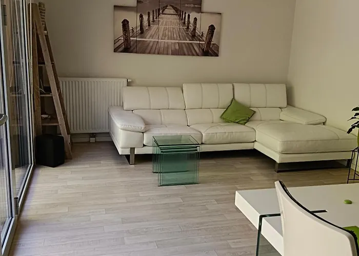 Maison En Bordure De Foret *